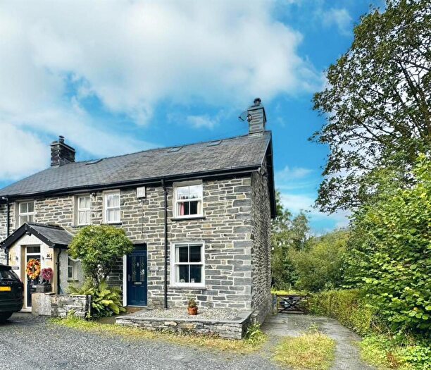 3 Bedroom Semi-Detached House For Sale In Rathbone Terrace, Dolwyddelan, LL25