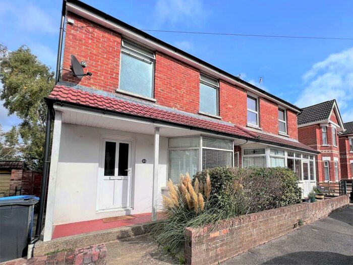 Houses for sale & to rent in BH14 8SA, Ardmore Road, Parkstone Poole