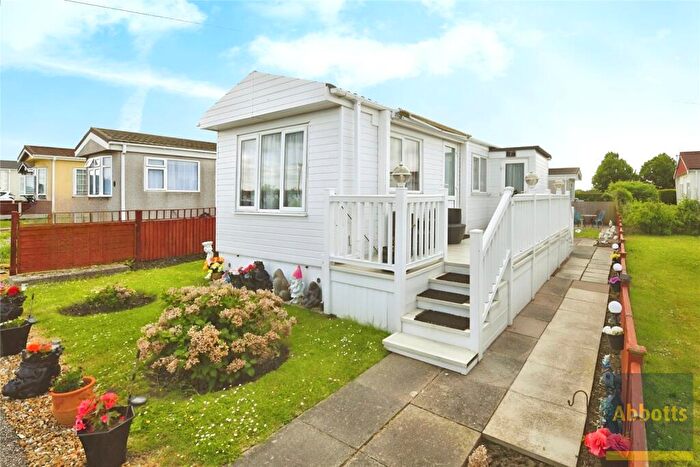 2 Bedroom Bungalow For Sale In Orchard View, Lower Dunton Road, Dunton, Brentwood, CM13