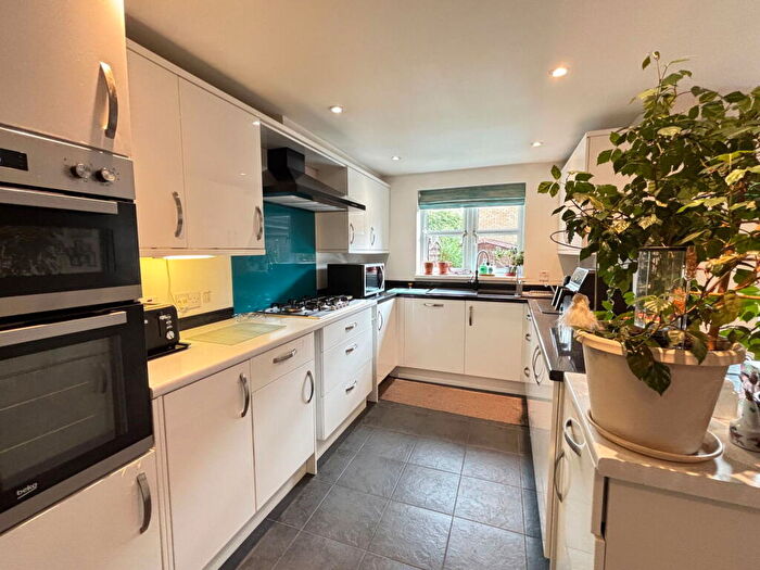 4 Bedroom Town House For Sale In Evans Wharf, Hemel Hempstead, HP3