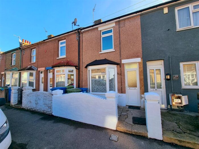 2 Bedroom Property To Rent In Harold Street, Queenborough, ME11