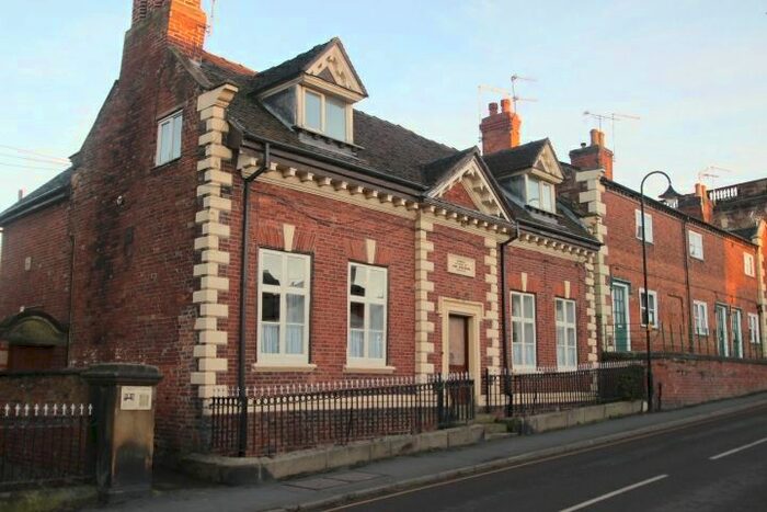 1 Bedroom Flat To Rent In Bargates, Whitchurch SY13