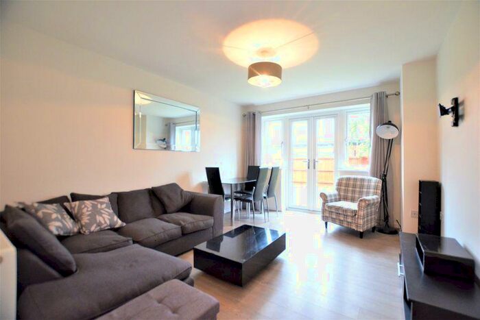 2 Bedroom Terraced House To Rent In Hunts Lane, Camberley, GU15