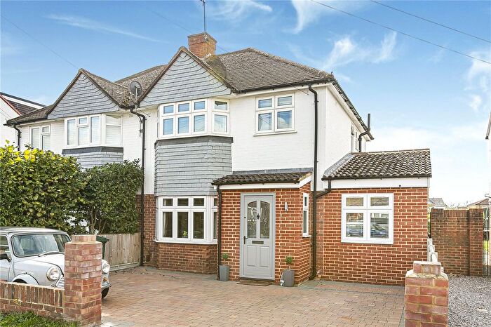 4 Bedroom Semi-detached House For Sale In Bridge Gardens, Ashford, Surrey, TW15