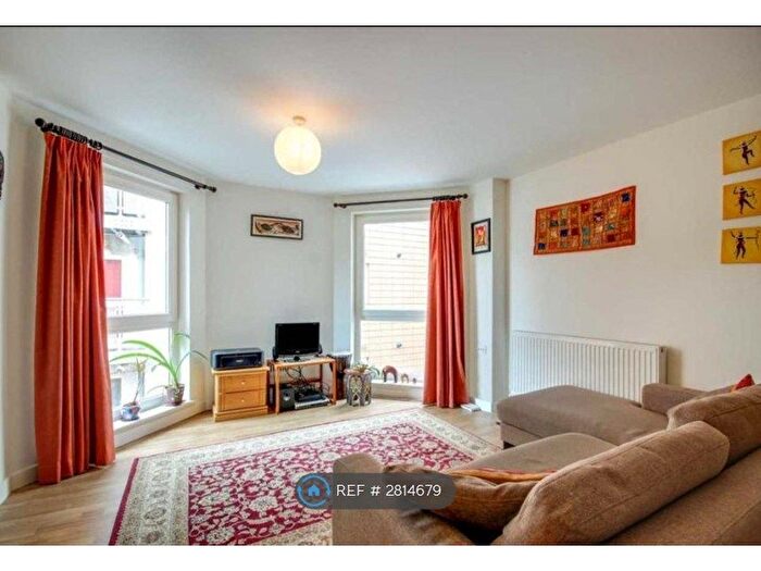 1 Bedroom Flat To Rent In Fenton Street, London, E1