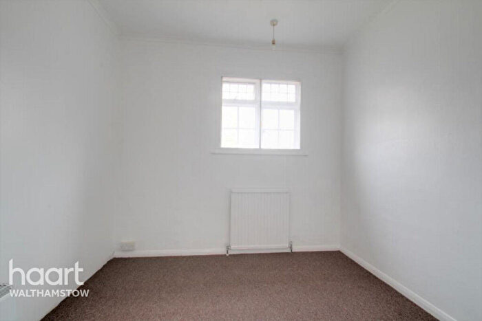 2 Bedroom Maisonette To Rent In Forest Road, London, E17