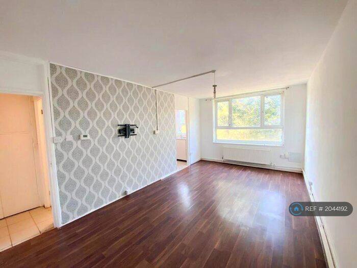 1 Bedroom Flat To Rent In Bennett Court, London, N7