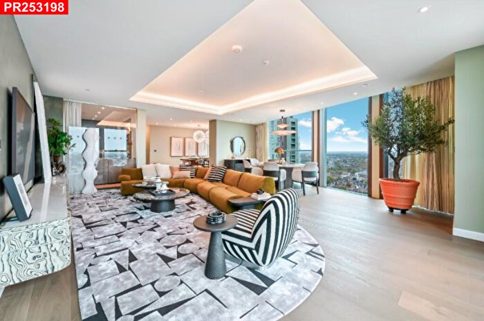 4 Bedroom Flat To Rent In Carnation Way, Nine Elms, SW8