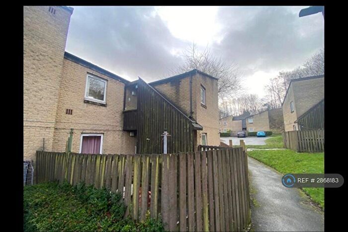 1 Bedroom Flat To Rent In Truncliffe, Bradford, BD5