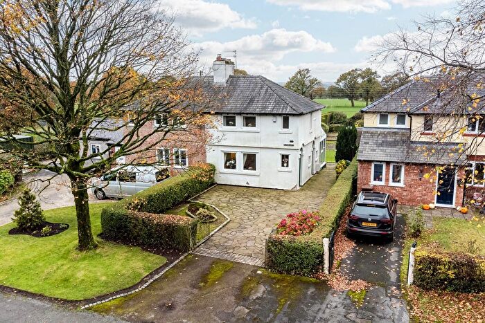 2 Bedroom Semi-Detached House For Sale In Gib Lane, Hoghton, Preston, PR5