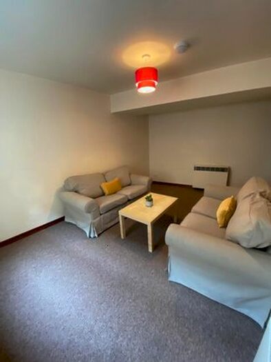 2 Bedroom Flat To Rent In Johns Place, Leith Links, Edinburgh, EH6