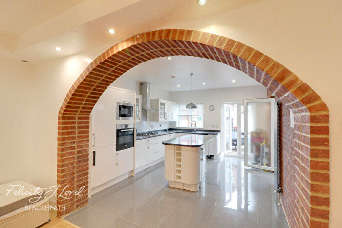 3 Bedroom Terraced House To Rent In Indus Road, London, SE7