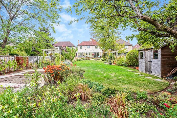 5 Bedroom Detached House For Sale In South Drive, South Cheam, SM2