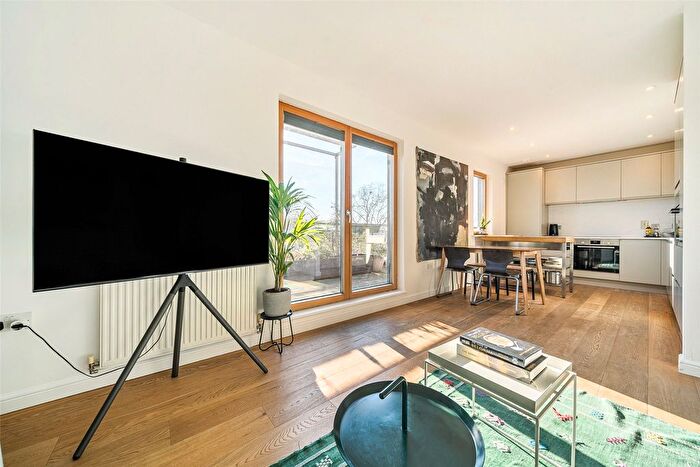 2 Bedroom Flat For Sale In Equana Apartments, Evelyn Street, Deptford Park, SE8