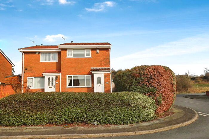 2 Bedroom Semi-Detached House For Sale In Cornfield Close, Bury, BL9