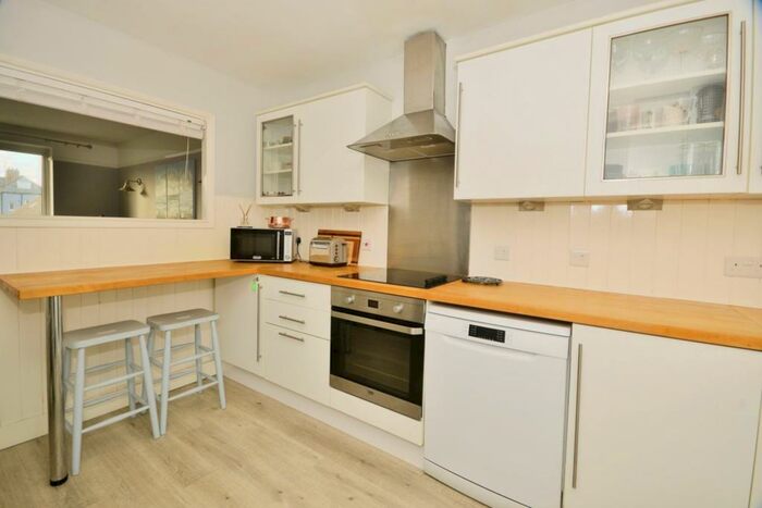 2 Bedroom Maisonette To Rent In Sandgate High Street, Sandgate, CT20