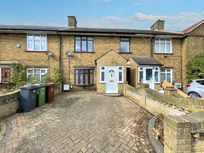 2 Bedroom Terraced House To Rent In Lichfield Road, Dagenham, RM8