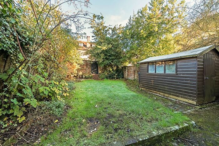 5 Bedroom Terraced House To Rent In Canon Street, Winchester, SO23