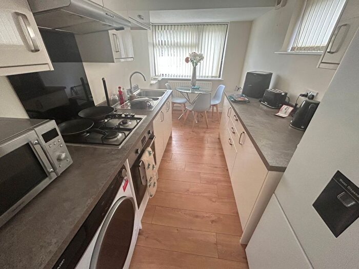 3 Bedroom Property To Rent In Birmingham New Road, Lanesfield, Wolverhampton, WV4