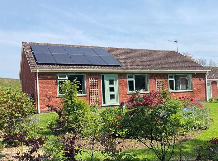 3 Bedroom Detached Bungalow For Sale In School Lane, East Keal, Spilsby, PE23