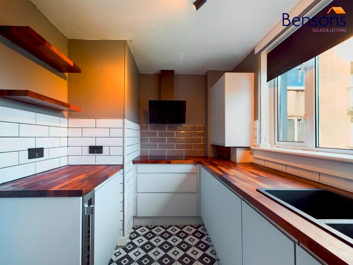 2 Bedroom Flat To Rent In Owen Avenue, East Kilbride, South Lanarkshire, G75