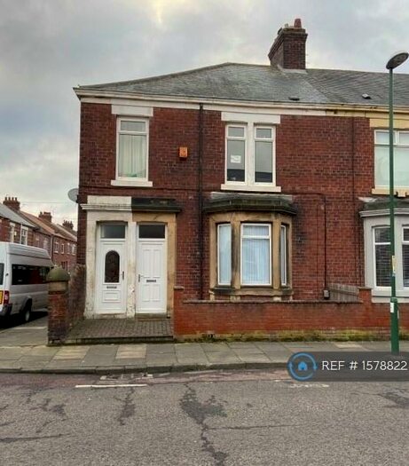 2 Bedroom Flat To Rent In Gladstone Street, Hebburn, NE31