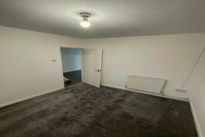 1 Bedroom Flat To Rent In Summer Lane, Birmingham, B19