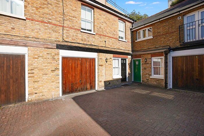 2 Bedroom Terraced House To Rent In Gundulph Road, Chatham, ME4
