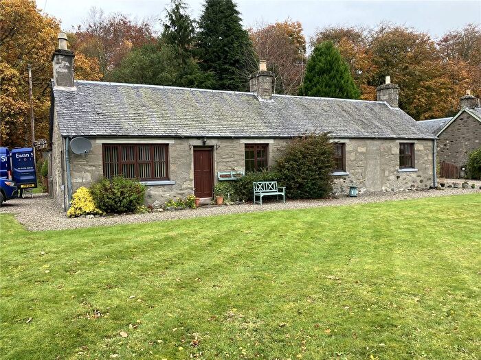 4 Bedroom Bungalow To Rent In Murthly, Perth, Perth And Kinross, PH1