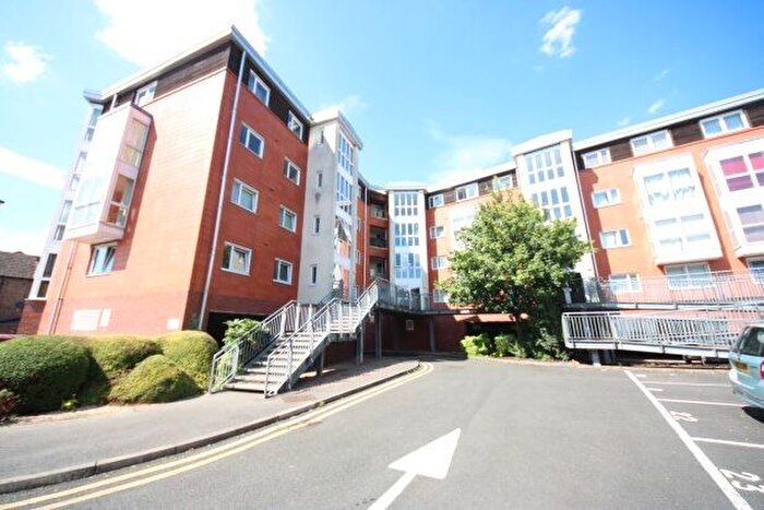 2 Bedroom Flat To Rent In Nautica, Selby, YO8