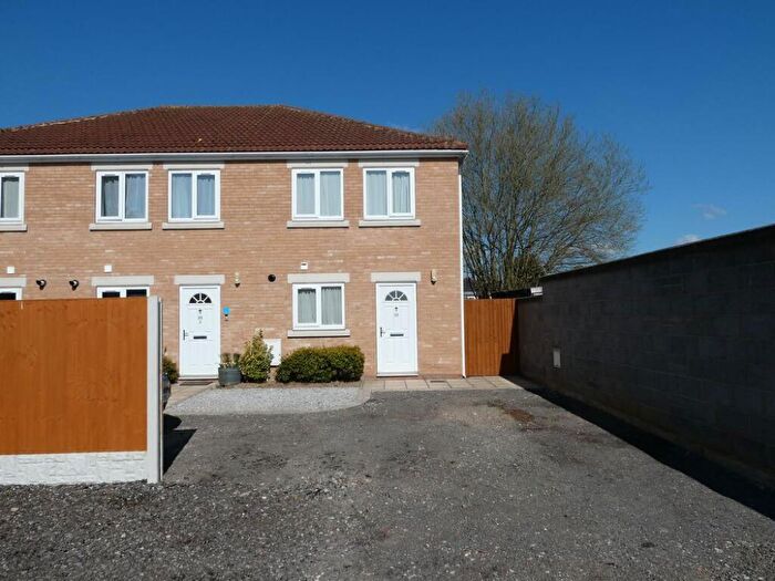 2 Bedroom Semi-Detached House To Rent In High Street, Dunsville, DN7