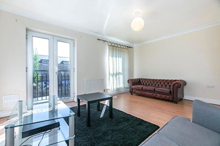 4 Bedroom Terraced House To Rent In Chilcott Close, Wembley, HA0