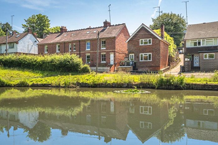 2 Bedroom Detached House For Sale In Holden Corner, Southborough, Tunbridge Wells, TN4