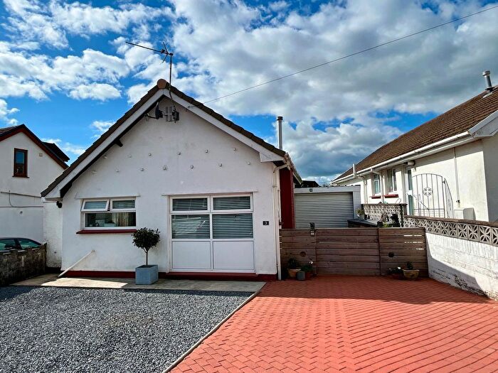 2 Bedroom Detached House For Sale In Lime Grove, Killay, Swansea, SA2