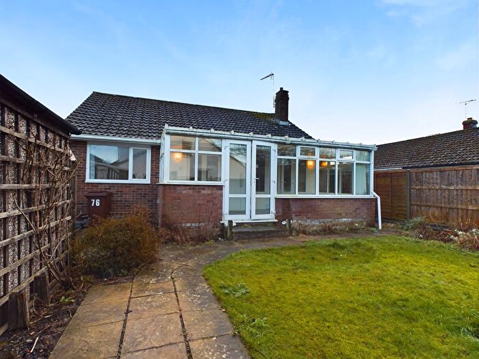 2 Bedroom Bungalow To Rent In Meadowbrook Road, Ashford, TN24