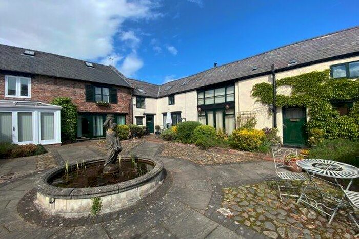 3 Bedroom Barn Conversion To Rent In The Mews, Neston, CH64