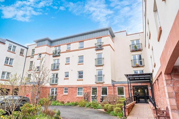 2 Bedroom Flat For Sale In Cumbrae Court, Largs, KA30