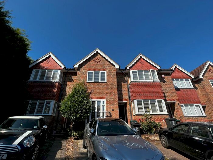 3 Bedroom Town House To Rent In The Mews, Tower Gate, Preston Park, BN1