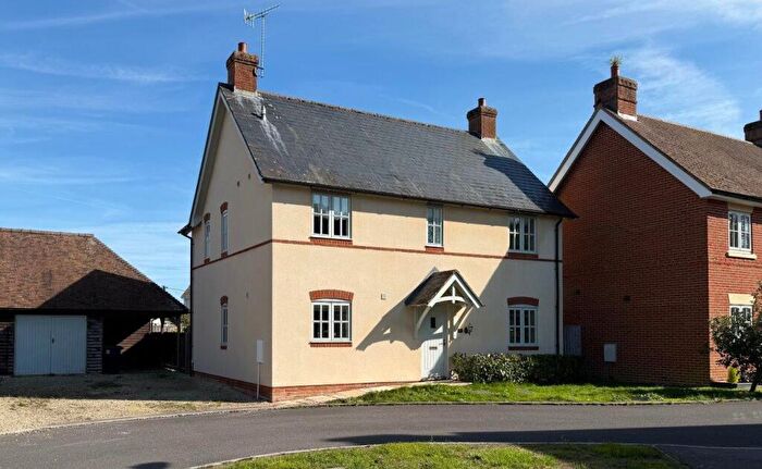 5 Bedroom Detached House For Sale In Brook Close, Winterbourne Stoke, Salisbury, SP3