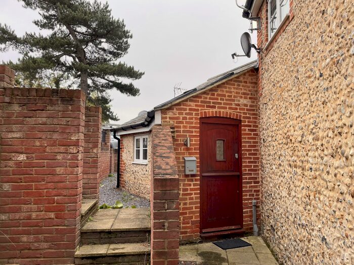 1 Bedroom Bungalow To Rent In North Hill Walk, Ipswich, IP4