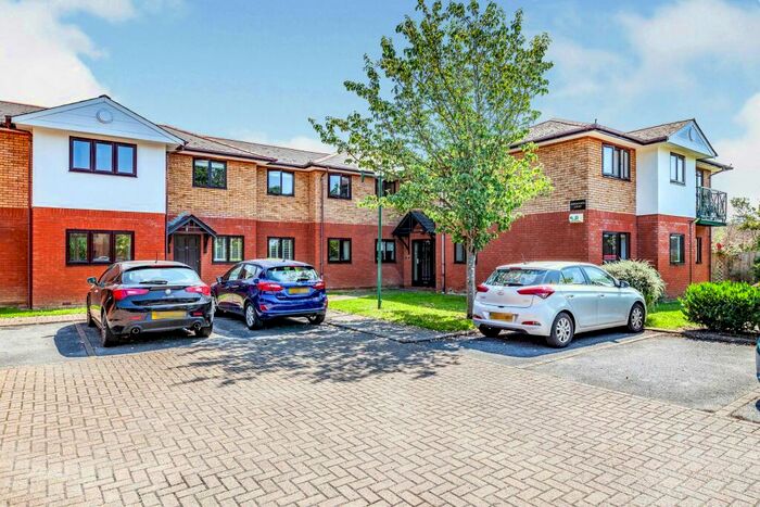 2 Bedroom Apartment To Rent In Sherbourne Court, SL6