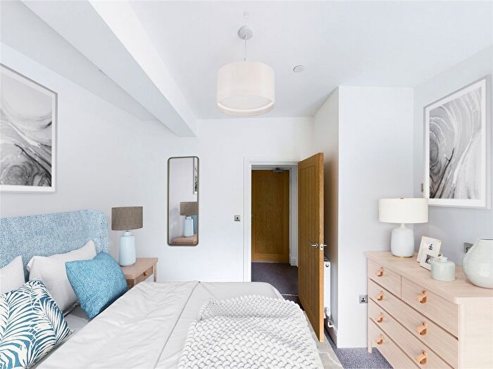 3 Bedroom Flat To Rent In Sommerhus, Ilfracombe, EX34