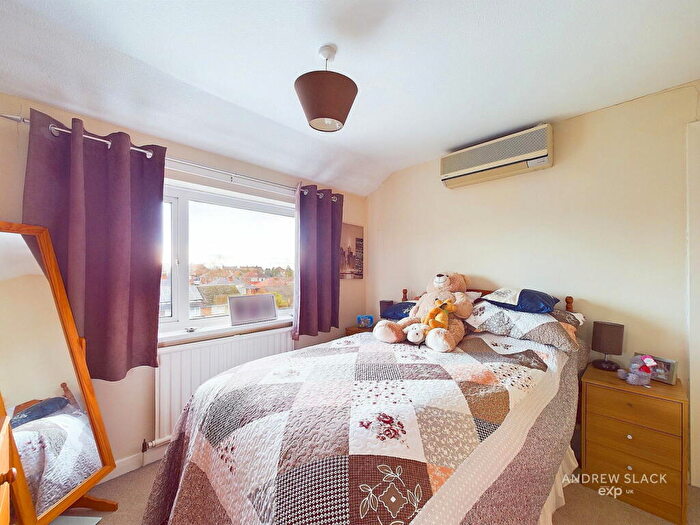 3 Bedroom Semi-Detached House For Sale In Valmont Avenue, Off Big Barn Lane, Mansfield, Nottinghamshire, NG18