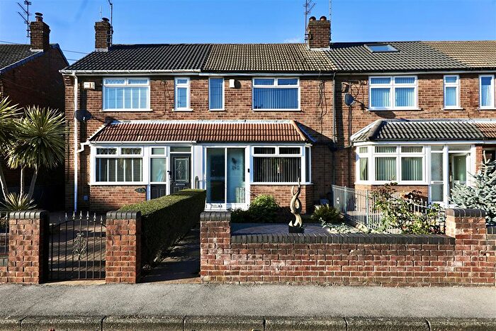 2 Bedroom Terraced House For Sale In Camborne Grove, Hull, HU8