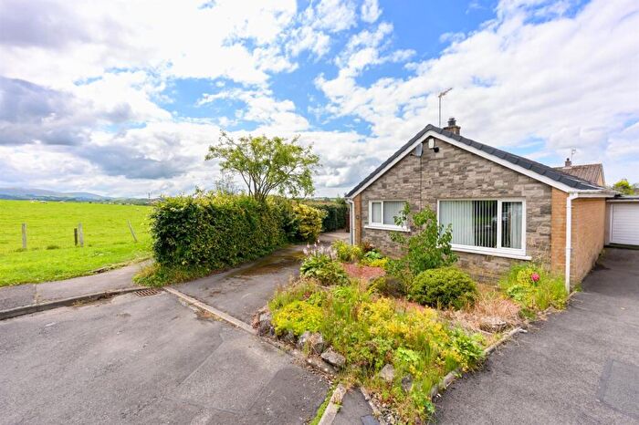 2 Bedroom Detached Bungalow For Sale In Linstock Avenue, Cockermouth, CA13