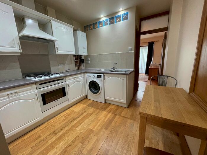 2 Bedroom Flat To Rent In Manor Drive, Wembley Park, HA9