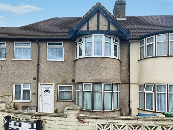 1 Bedroom Flat To Rent In Charlton Road, Harrow, HA3