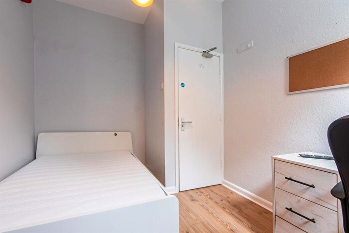 1 Bedroom End Of Terrace House To Rent In Peveril Street, Nottingham, NG7