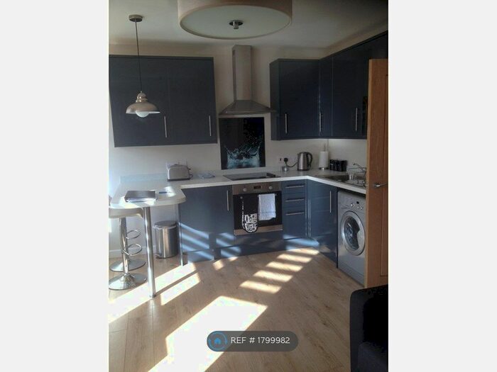 1 Bedroom Flat To Rent In Wellingborough Road, Northampton, NN1