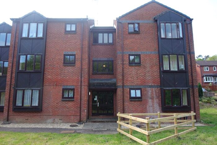 1 Bedroom Flat For Sale In Kinnerton Way, Exeter, EX4